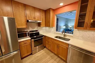 378 Springdale Dr, Bradenton, FL 34210 - Photo 3