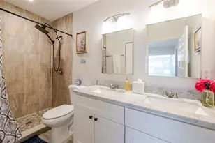 4925 Remington Dr, Sarasota, FL 34234 - Photo 27