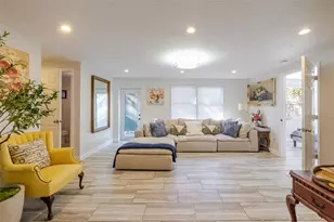 4925 Remington Dr, Sarasota, FL 34234 - Photo 9