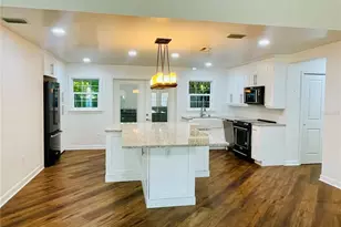 1330 S Jefferson Ave, Sarasota, FL 34239 - Photo 7