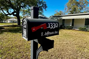 1330 S Jefferson Ave, Sarasota, FL 34239 - Photo 33