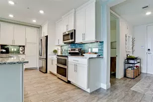 379 Aruba Cir, Bradenton, FL 34209 - Photo 19