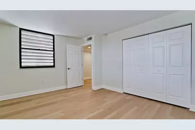 542 542 Lakeside Drive #542, Bradenton, FL 34210 - Photo 13