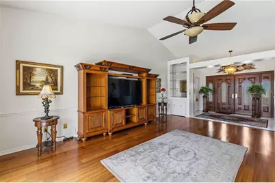 4820 61st Avenue Drive W, Bradenton, FL 34210 - Photo 9