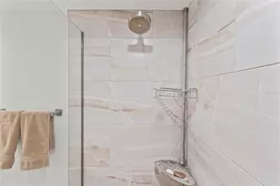 1633 Boathouse Cir, Sarasota, FL 34231 - Photo 19