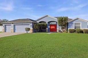 4324 Windmill Pointe Dr, Plant City, FL 33567 - Photo 1