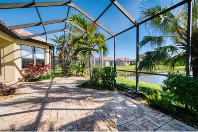 8142 Stirling Falls Circle, Sarasota, FL 34243 - Photo 7