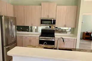 8142 Stirling Falls Cir, Sarasota, FL 34243 - Photo 23