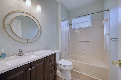 8142 Stirling Falls Circle, Sarasota, FL 34243 - Photo 27