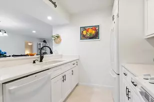 1708 Glenhouse Dr, Sarasota, FL 34231 - Photo 7