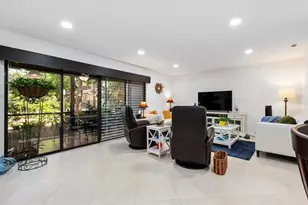 1708 Glenhouse Dr, Sarasota, FL 34231 - Photo 13