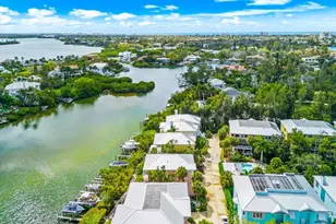 3941 Hamilton Club Cir, Sarasota, FL 34242 - Photo 85