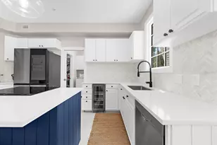 3941 Hamilton Club Cir, Sarasota, FL 34242 - Photo 15