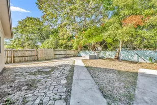 2216 Cherbourg Ct, Orlando, FL 32808 - Photo 33