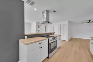 2216 Cherbourg Ct, Orlando, FL 32808 - Photo 13