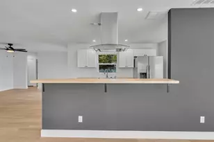 2216 Cherbourg Ct, Orlando, FL 32808 - Photo 11