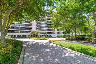 415 L Ambiance Dr, Longboat Key, FL 34228 - Photo 73