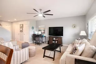 5912 Laurelcrest Gln, Palmetto, FL 34221 - Photo 3