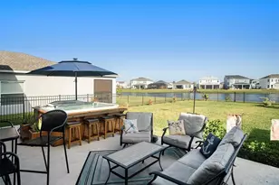 5912 Laurelcrest Gln, Palmetto, FL 34221 - Photo 17