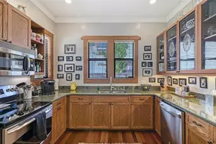 1563 4th St, Sarasota, FL 34236 - Photo 5