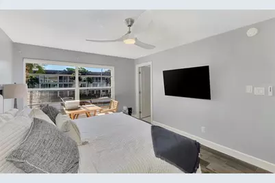 4410 Exeter Drive #204, Longboat Key, FL 34228 - Photo 23