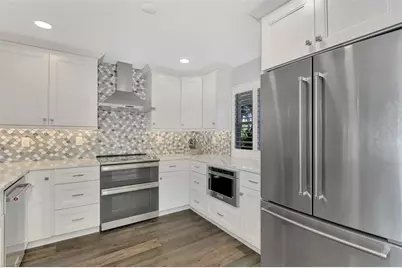 4410 Exeter Drive #204, Longboat Key, FL 34228 - Photo 13