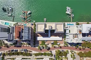 226 Golden Gate Point, Sarasota, FL 34236 - Photo 5