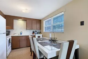 1860 7th St, Sarasota, FL 34236 - Photo 27