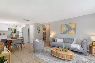 1860 7th St, Sarasota, FL 34236 - Photo 3