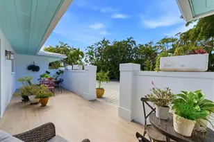 531 72nd St, Holmes Beach, FL 34217 - Photo 5