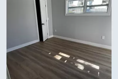 403 28th Street, Holmes Beach, FL 34217 - Photo 9