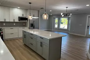 403 28th St, Holmes Beach, FL 34217 - Photo 7