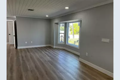 403 28th Street, Holmes Beach, FL 34217 - Photo 3