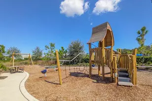 1045 Crosswind Ave, Sarasota, FL 34240 - Photo 97