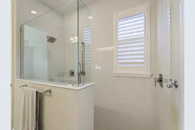 1045 Crosswind Avenue, Sarasota, FL 34240 - Photo 37