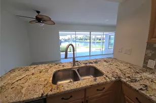 4007 Royal Palm Dr, Bradenton, FL 34210 - Photo 13
