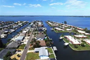 4007 Royal Palm Dr, Bradenton, FL 34210 - Photo 3