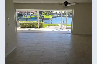 4007 Royal Palm Drive, Bradenton, FL 34210 - Photo 7