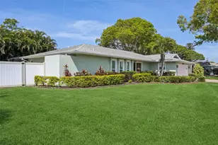 6216 45th St W, Bradenton, FL 34210 - Photo 3