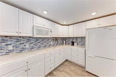 2 S Flora Vista Street, Englewood, FL 34223 - Photo 15