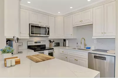 5855 Midnight Pass Road #333, Sarasota, FL 34242 - Photo 23
