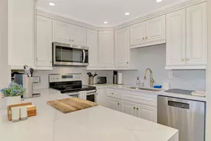 5855 Midnight Pass Rd, Sarasota, FL 34242 - Photo 23