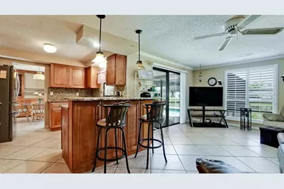 3506 65th Street W, Bradenton, FL 34209 - Photo 17