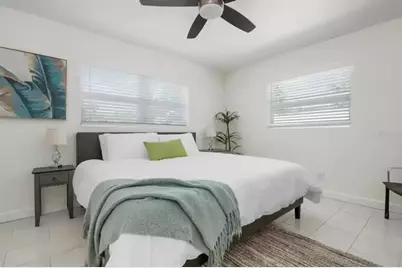 2539 Trinidad Street, Sarasota, FL 34231 - Photo 11