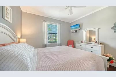 8143 36th Street E, Sarasota, FL 34243 - Photo 45