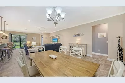 8143 36th Street E, Sarasota, FL 34243 - Photo 31