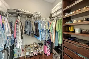 8143 36th St E, Sarasota, FL 34243 - Photo 37