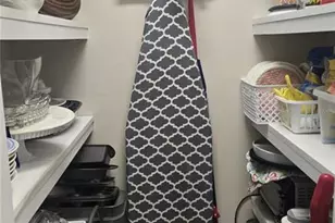 8143 36th St E, Sarasota, FL 34243 - Photo 27