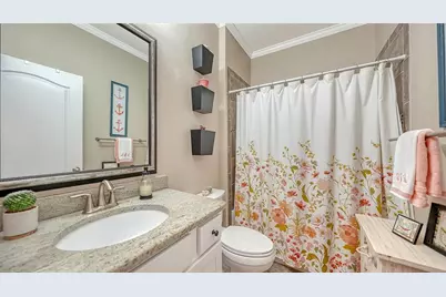 8143 36th Street E, Sarasota, FL 34243 - Photo 45