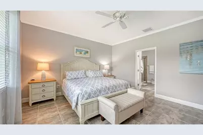 8143 36th Street E, Sarasota, FL 34243 - Photo 33